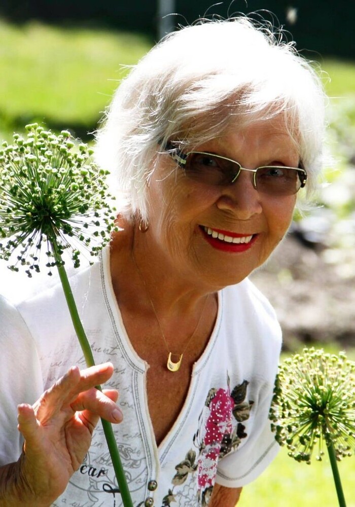 Monique Breton